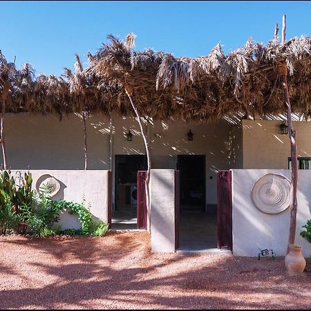 Under Las Palms Alula Otel Madain Saleh Dış mekan fotoğraf